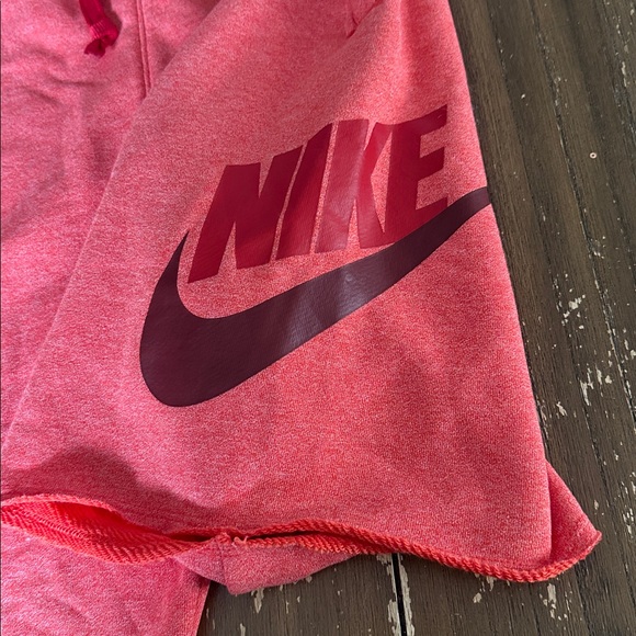 New Nike shorts small - Picture 3 of 5